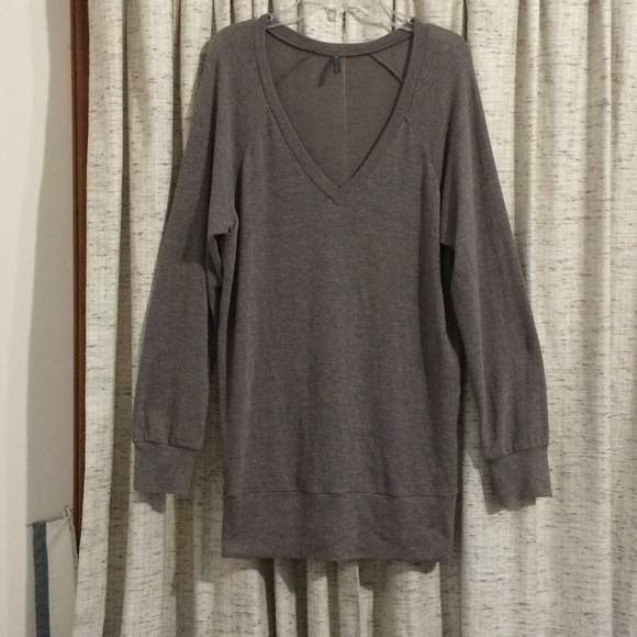 Riller & Fount Dresses & Skirts - Riller & Fount V-Neck Tunic Mini Dress